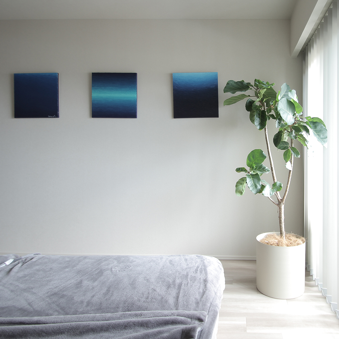 Recreate_inc's tweet image. グレージュカラーの魅力✨

どんなインテリアにも寄り添える、グレージュカラー。
人気の北欧スタイルにも相性がよさそうです💙

透明感がある空間って、ステキだなあって思います。

#Recreate #インテリア