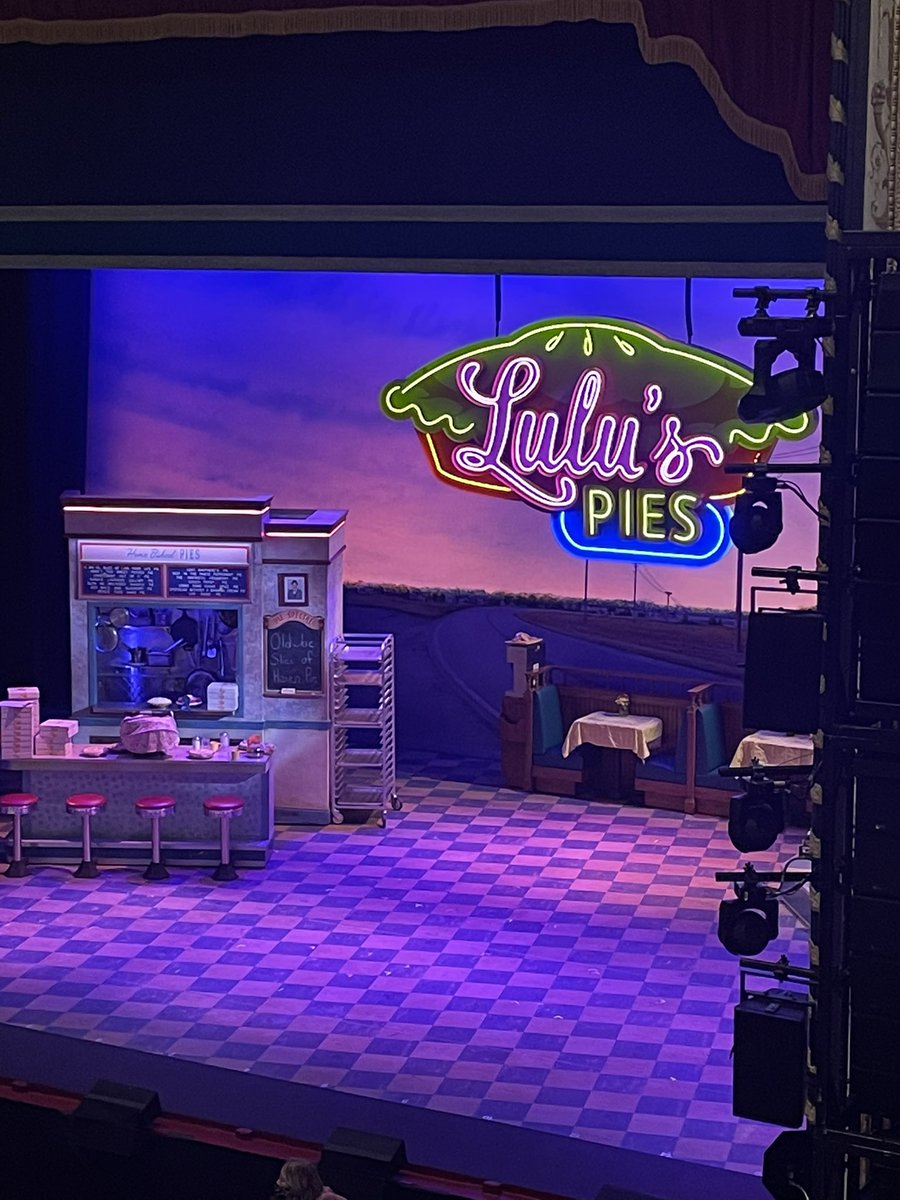 Happy bday <a href="/WaitressMusical/">Waitress Musical</a> 🫶🏼