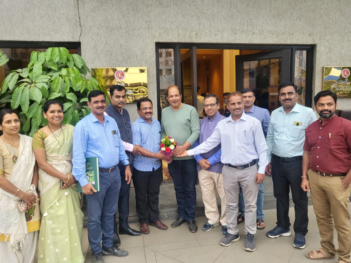 जेष्ठ पत्रकार संजय मिस्किन यांना वाढदिवसाच्या हार्दिक शुभेच्छा💐💐
<a href="/MiskinSanjay/">sanjay Miskin</a>