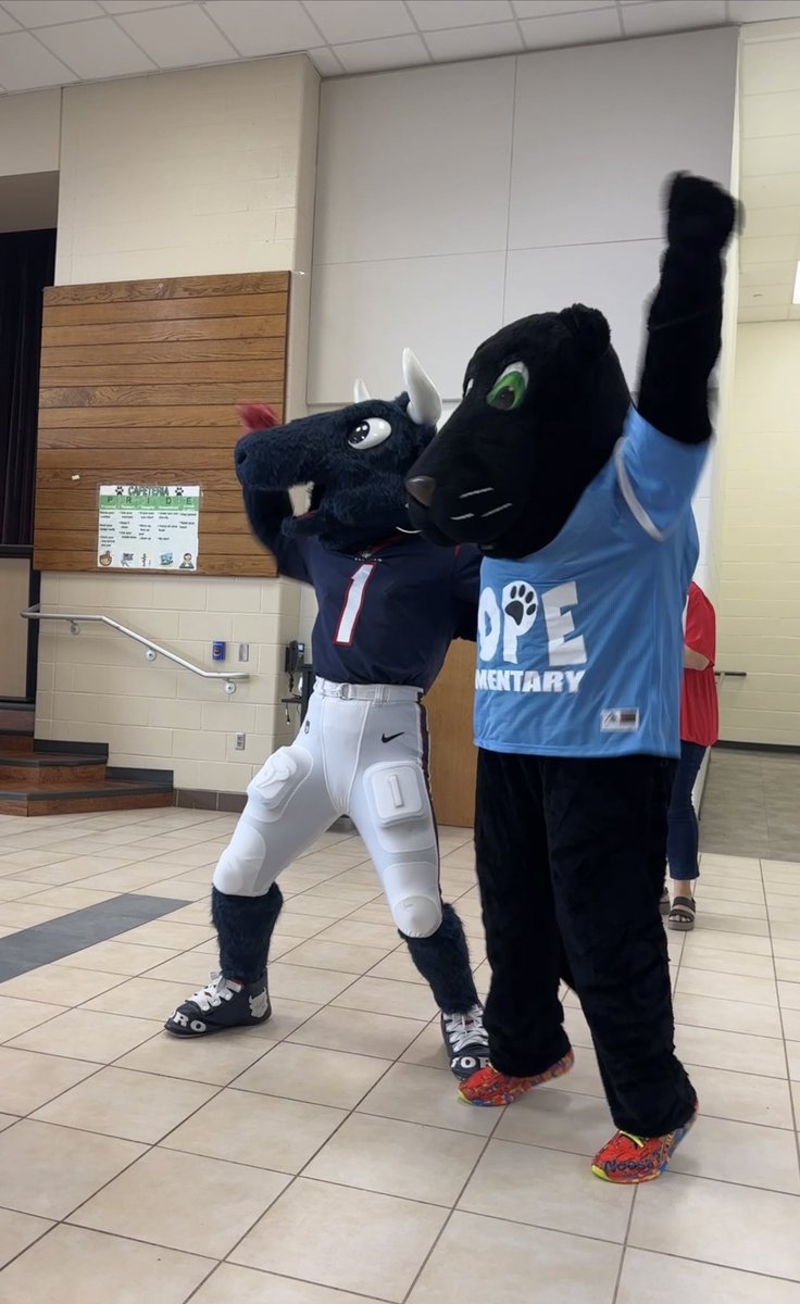 Mrs_A_Sharpe's tweet photo. Today was SO. MUCH. FUN.  @TexansTORO1 came to pump us up for STAAR! Ready or not, here we come! @popepanthers @CyFairISD https://t.co/ZpWcQjIpiz
