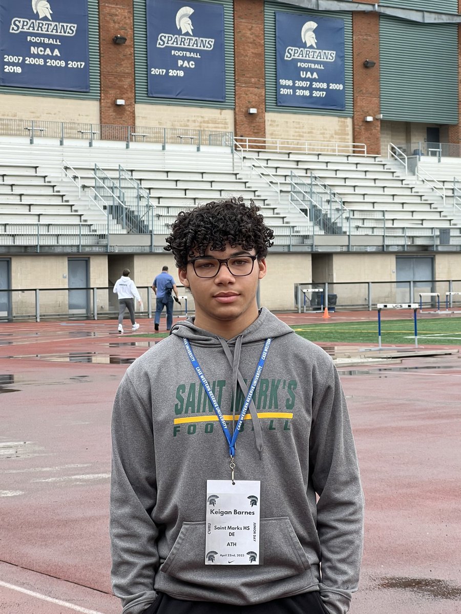 Thankful for being able to go see <a href="/CWRUFootball/">CWRU Football</a> last Saturday on my junior day! 
@CoachWright1112 <a href="/wideout_coach/">Jon Heydt</a> <a href="/Coach_Rashaun/">Coach Davis</a>