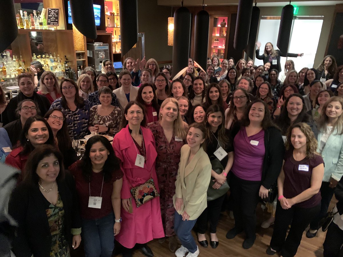 LaFaverMD's tweet image. A Mexican Fiesta with 100 wonderful women neurologists - another successful and fun @WNGtweets event in the books! #AANAM #neurology @AANmember