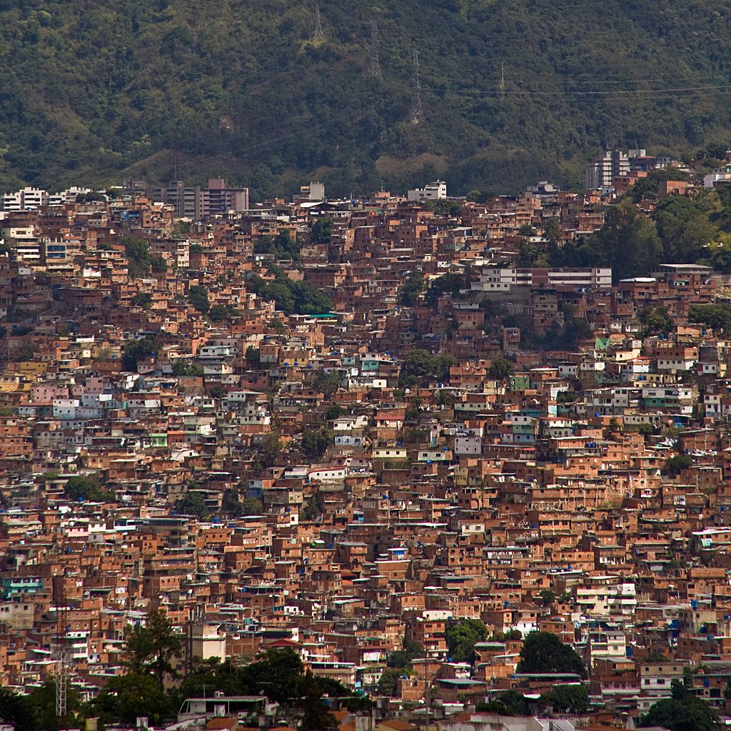 Carson14702700's tweet photo. @asieravenezuela Aquí hay más de la Caracas bonita de los 80'. 

¡Éramos felices y no lo sabíamos!

🤪 https://t.co/sjBrnWeZjF