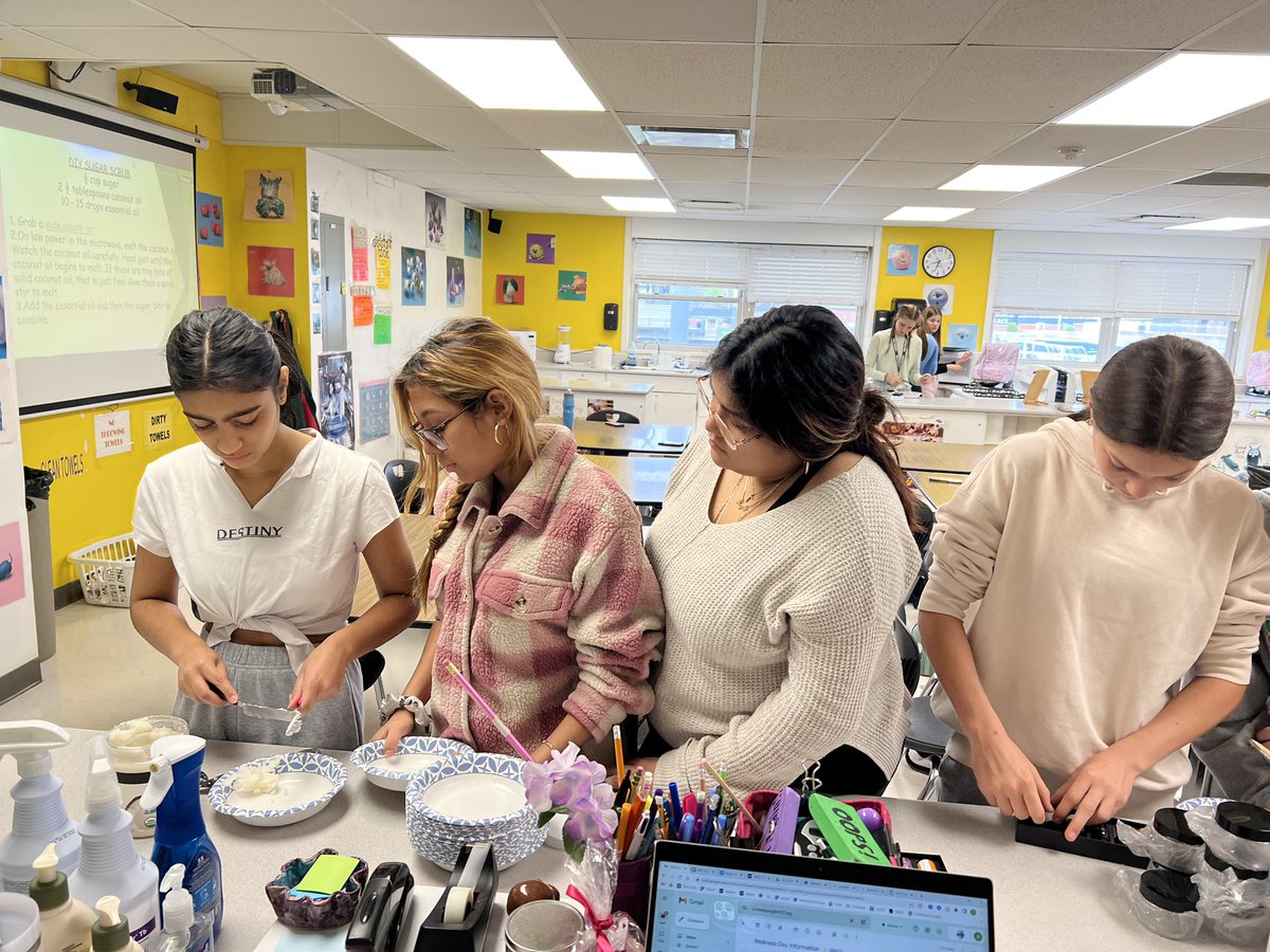 DIY Sugar Scrubs with <a href="/jpope127/">Cooking w/ Pope</a> ! Our students are lucky to have such a fun opportunity to bring wellness into their everyday lives! Thank you Mrs. Oldenburg! @WellnessGCHS #MentalHealthMatters