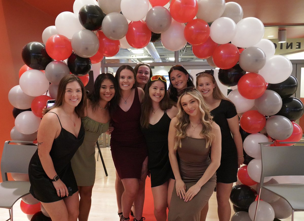 WSUCougars's tweet photo. Kicking off Cougar Sports Awards 2023 🤩🏆  @WazzuSAAC 

#GoCougs | #WAZZU https://t.co/UHTY6aK7zU
