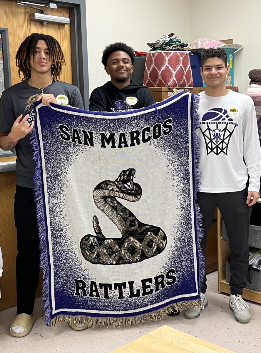 AVID_Travis's tweet photo. Pancake breakfast and a special thanks to @RattlerMBB for coming over to help us celebrate team Little’s Furries on their March Madness attendance win 🏆 #schooleveryday #attendance @SanMarcosCISD @RattlerUp @Travis_SMCISD @SMCISD_StSrv https://t.co/OI38kOMb18