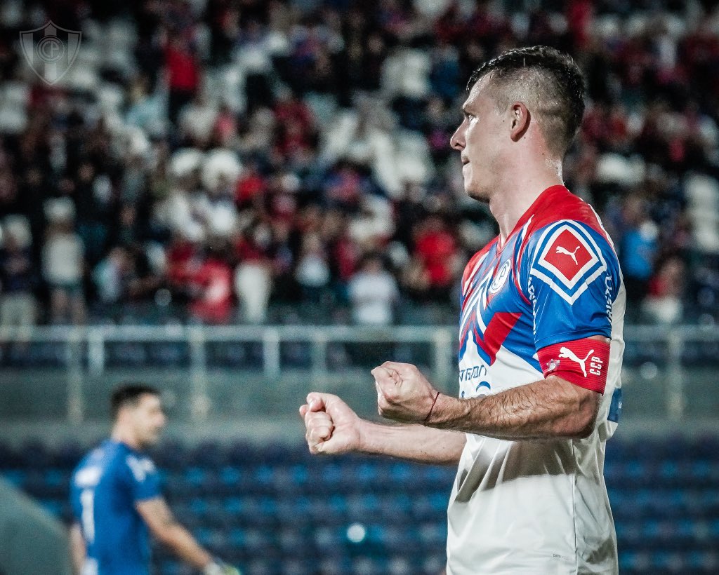 CCP1912oficial's tweet photo. 🏟️ ¡Final del Partido!

🌪️ ��GANÓ EL CICLÓN! 🌪️

Guarani 0-3 Cerro Porteño  

⚽ Torneo Apertura | Fecha 14

#JuegaElMásPopular 🔵🔴 https://t.co/q5RHbztCqF