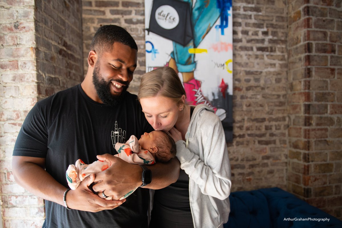 ArthurHGraham's tweet image. Happy Monday! Smiling families, Coffee &amp;amp; Photography "Way to start the day!" #dulcebakeryncafe #arthurgrahamphotography #somervillenj #downtownsomerville #arthurgrahamphotography2023 arthurgrahamphotography.com