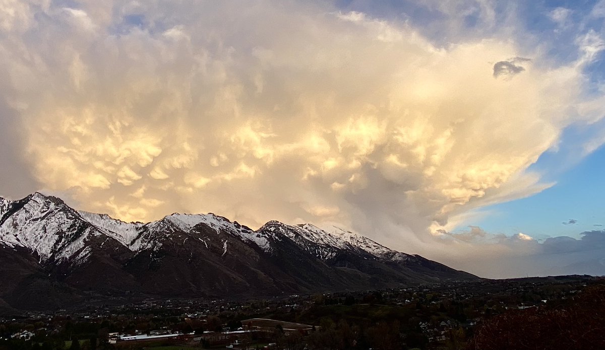 hauserdan's tweet image. Thunder on the mountain. #Utah #Wasatch