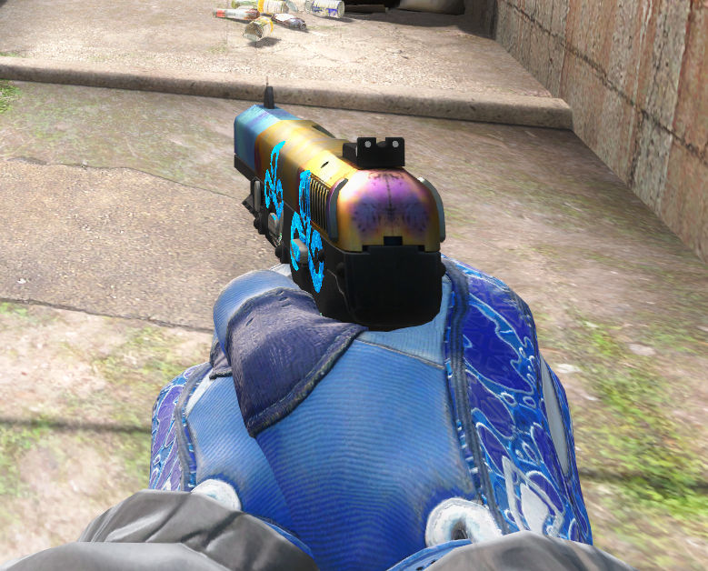 BobbyTooIs's tweet image. Introducing my Five-Seven | Case Hardened , Ballsack pattern 👍