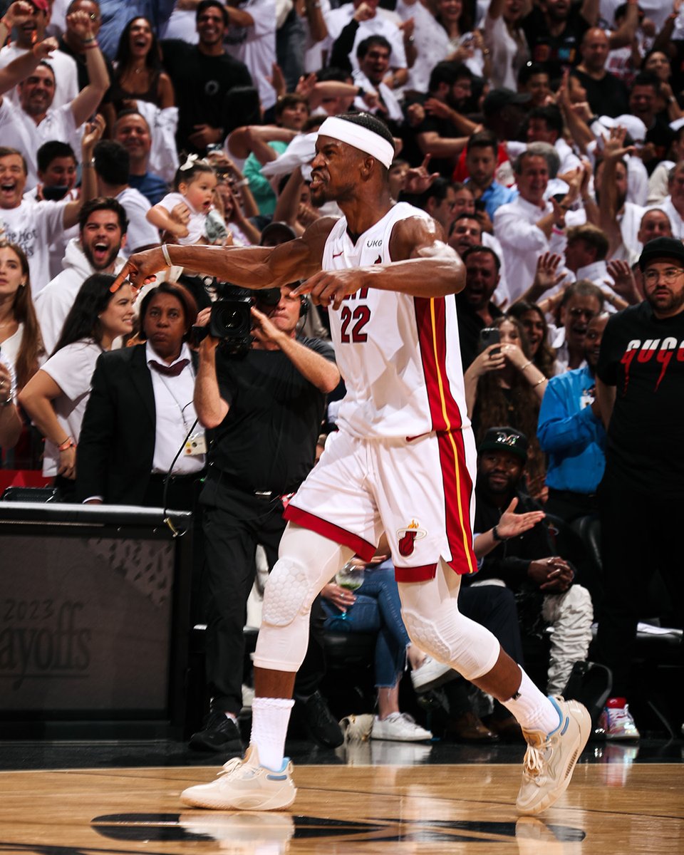#HEATWin Round 1 Game 4 final - Miami 119, Milwaukee 114

🔥 Butler: 56pts (career-high) &amp; 9rebs
🔥 Adebayo: 15pts &amp; 8rebs
🔥 Martin: 12pts &amp; 9rebs
🔥 Vincent: 10pts &amp; 8asts