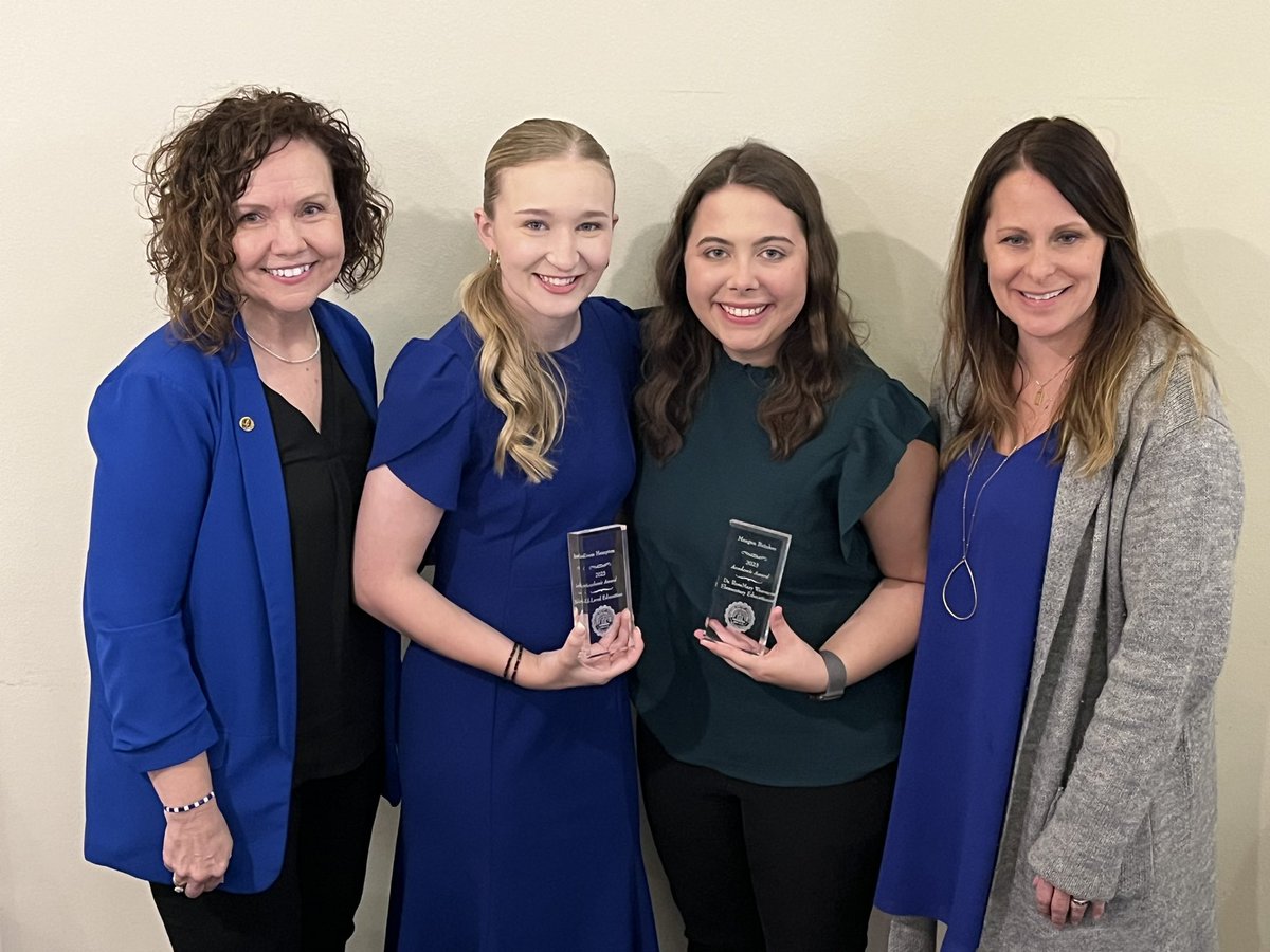 RHampton09's tweet photo. Very proud of @hampton_reesa receiving the Mid level education award from @williamsbaptist tonight. Such a huge honor being with you on this special night. https://t.co/fdqZxknCpC