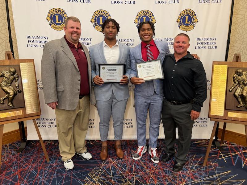 Congrats to Dre'lon Miller and Jayron Williams! Offensive and Defensive Willie Ray Smith Award Winners! #Tigernation #Fi9ht #SilsbeeTigerFootball