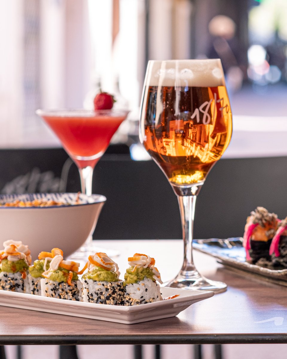 Sushi21Sbd's tweet photo. ¿Que preferís, comer en la terraza cuando salen los primeros rayos de sol, o sois más de comer en interior? 🌴☀ https://t.co/q2Nqx4syyA