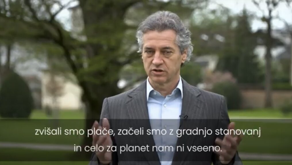 zajc_si's tweet photo. "Začeli smo z gradnjo" mi je čudna izjava, razen če se  stanovanja od pridobitve zemljišč, načrtov, dovoljenj itd. pa da narediti v enem letu. https://t.co/CUeOueWfAr