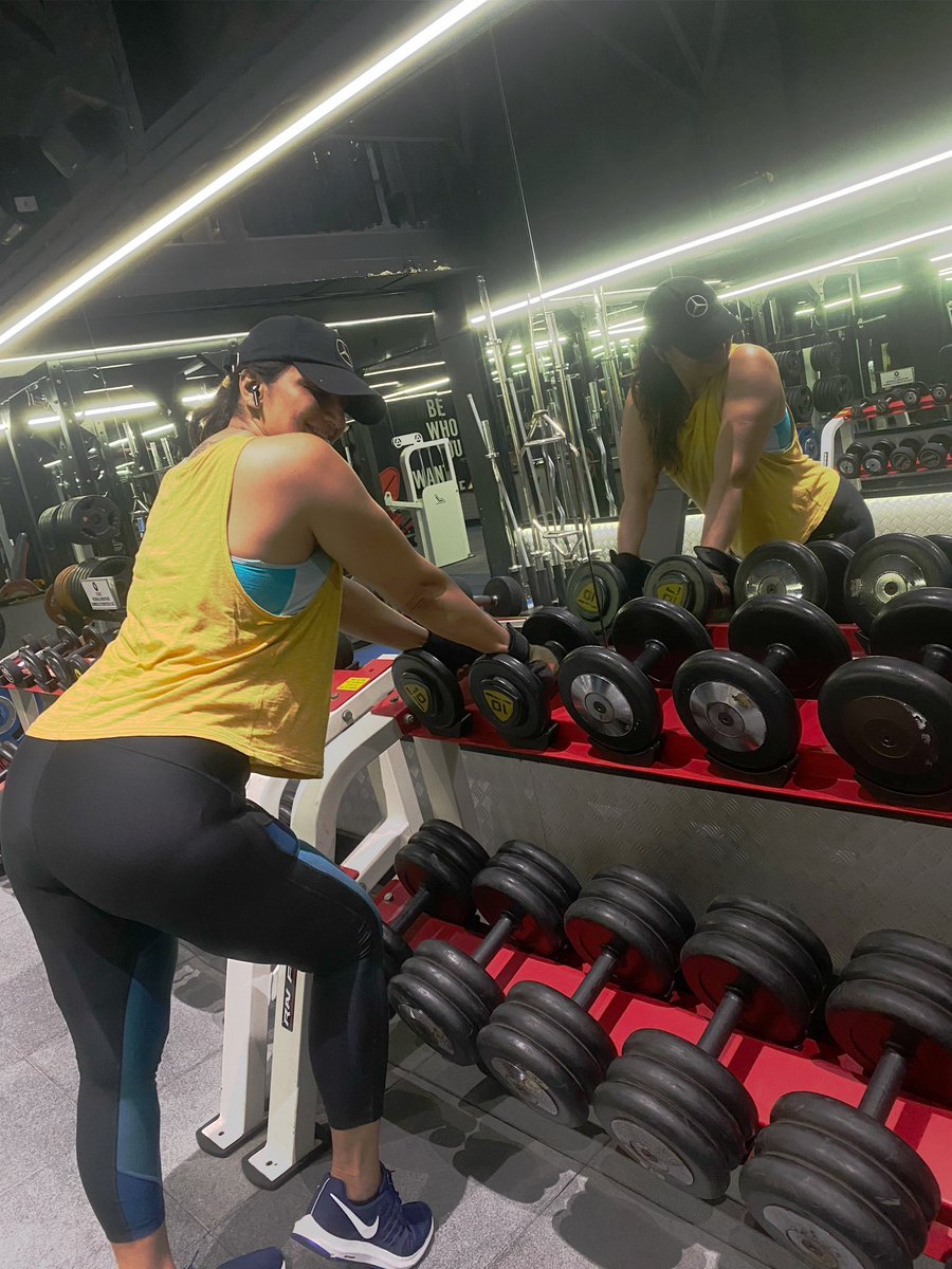 AARTII NAAGPAL tweet media