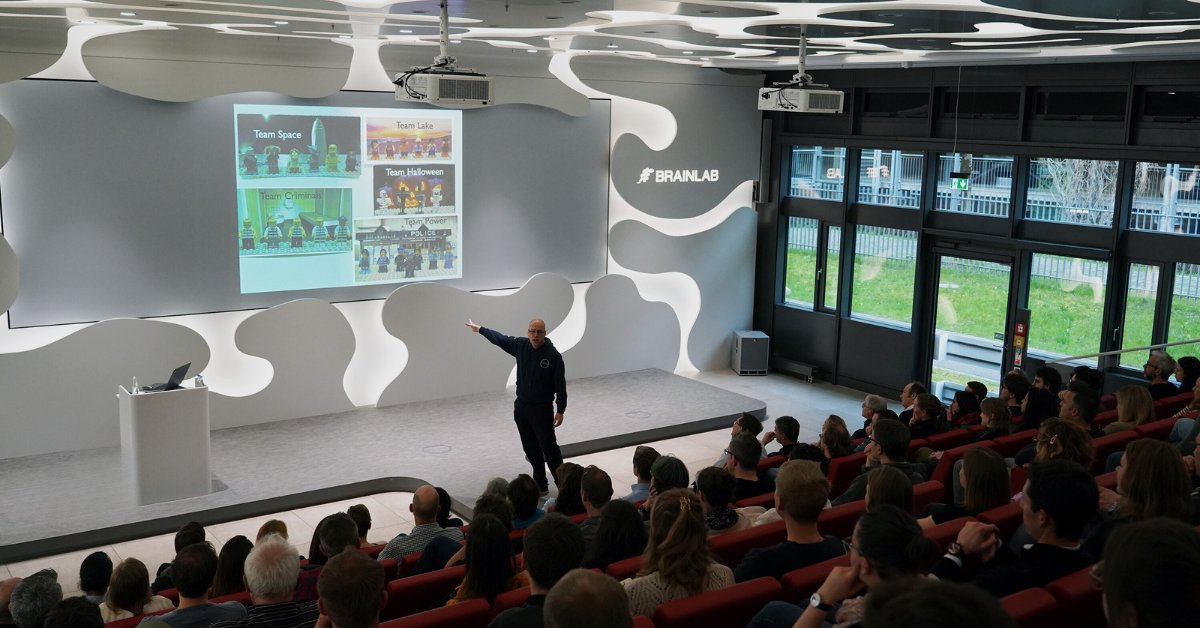 Brainlab's tweet image. Thank you to everyone who attended the Brainlab developer talk, "Maximizing Dependencies with Interdependent Teams," with @basvodde, one of the creators of Large Scale Scrum & a leader in the software development field.
#agilemethodologies #scrum #developer #TogetherWithBrainlab