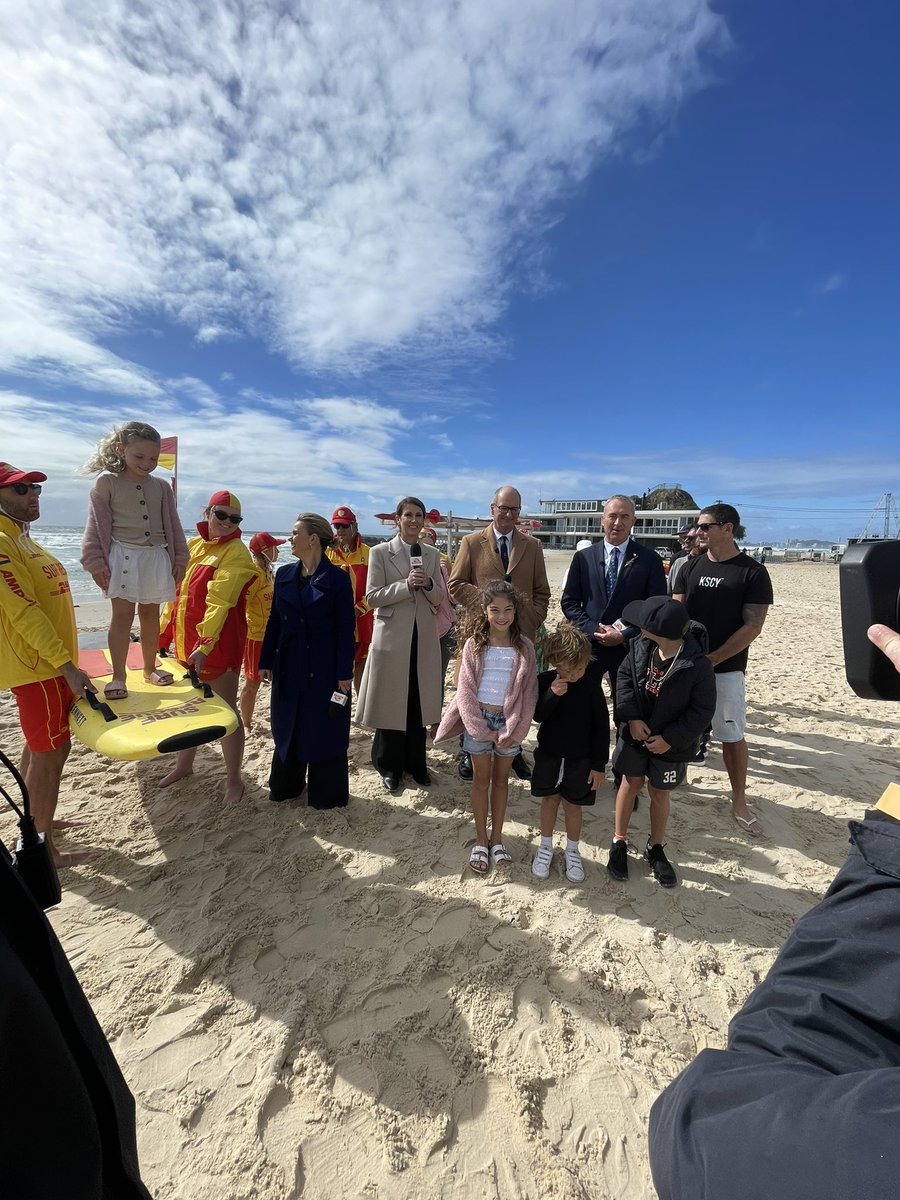 AMcCann95's tweet photo. MASSIVE morning at Currumbin for our Anzac Day broadcast. And what a privilege to help organise the dawn service… For 16 years (and counting) @sunriseon7 has been doing this with the local RSL. Let’s do it all again next year #AnzacDay2023 #LestWeForget https://t.co/XqulR8fEkj