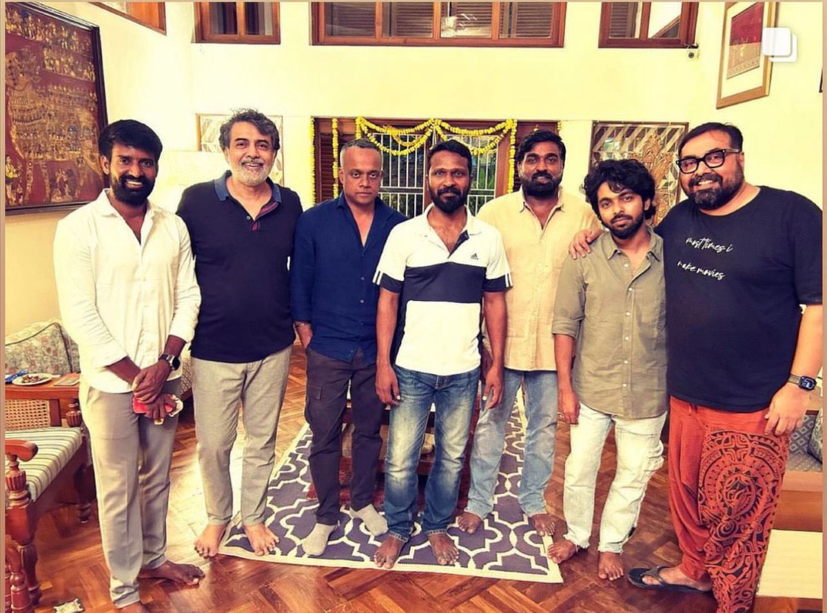 Chrissuccess's tweet photo. Anurag Kashyap with team #Viduthalai https://t.co/zdBxmYdifD
