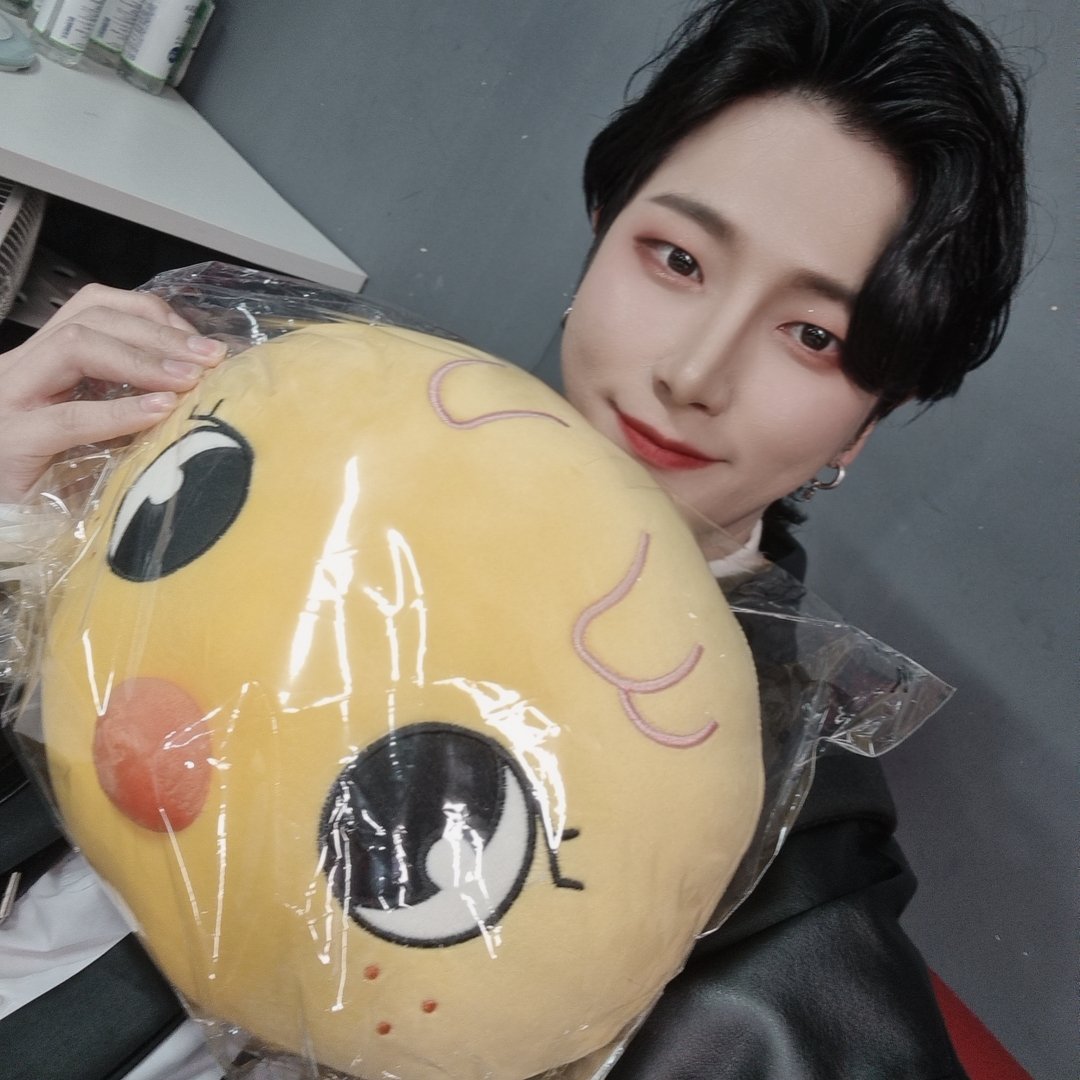 jun0xo's tweet photo. フィリッタン！
うれしい 🥲🥲🐥 https://t.co/yrwGpKtUYJ