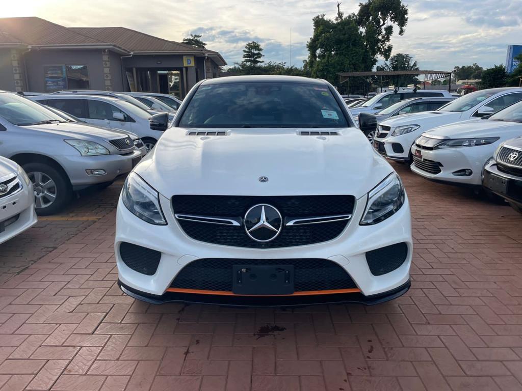 ZekeCarsUg's tweet photo. MERCEDES BENZ GLE COUPE
YEAR: 2017
COLOR: PEARL WHITE
Engine: 3.0L Diesel
✅ PRICE: 380M
_Available In Stock_ CALL: 0781460134/0707688071
#zekecarsug #uganda #mercedesbenz #GLEClass https://t.co/Ww0Qkj6ksv