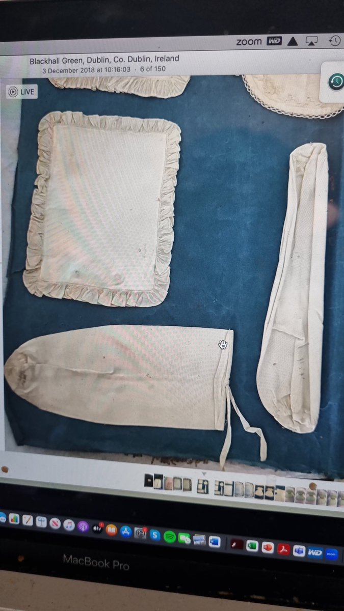 A question for the #dresshistorians and #textilehistorians - any ideas on that the two long and thin needlework samples are? The one at the bottom and the one on the right of the photo. I am perplexed and my mind is wondering!