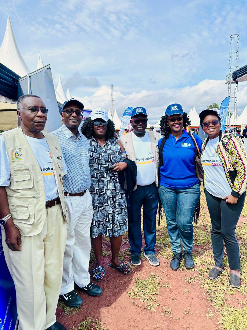 Celebrating 🎉#WorldMalariaDay2023 with the @IDRC_Uganda Fam in Bugiri! Let's keep up the fight against malaria 💪🏾
#Malariaday