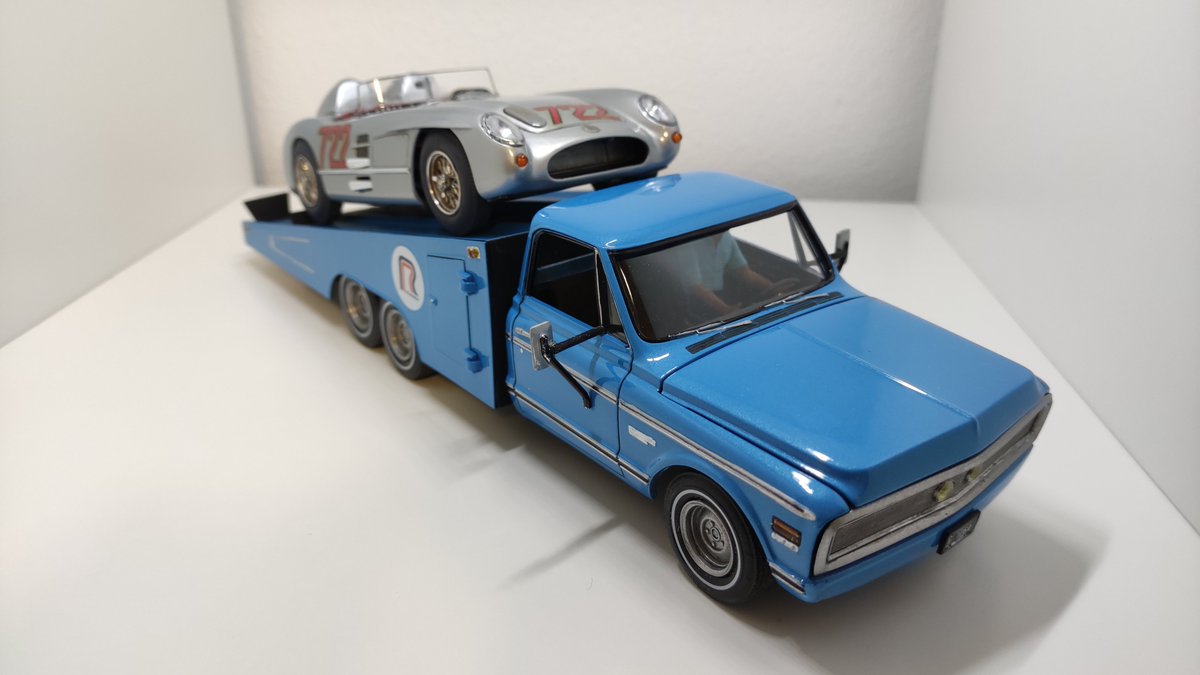 sebaer82's tweet photo. '72 Chevrolet car transporter
Final 🏁
#round2models #124scale https://t.co/b4Flhvrdsl