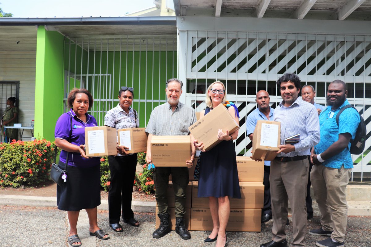 In the past week, UNFPA has supported the distribution of vacuum extractor sets to each provincial and district hospital in Papua New Guinea. Read More: png.unfpa.org/.../provincial…... #Midwivessavelives #Maternalhealth #reproductivehealth #Healthcare