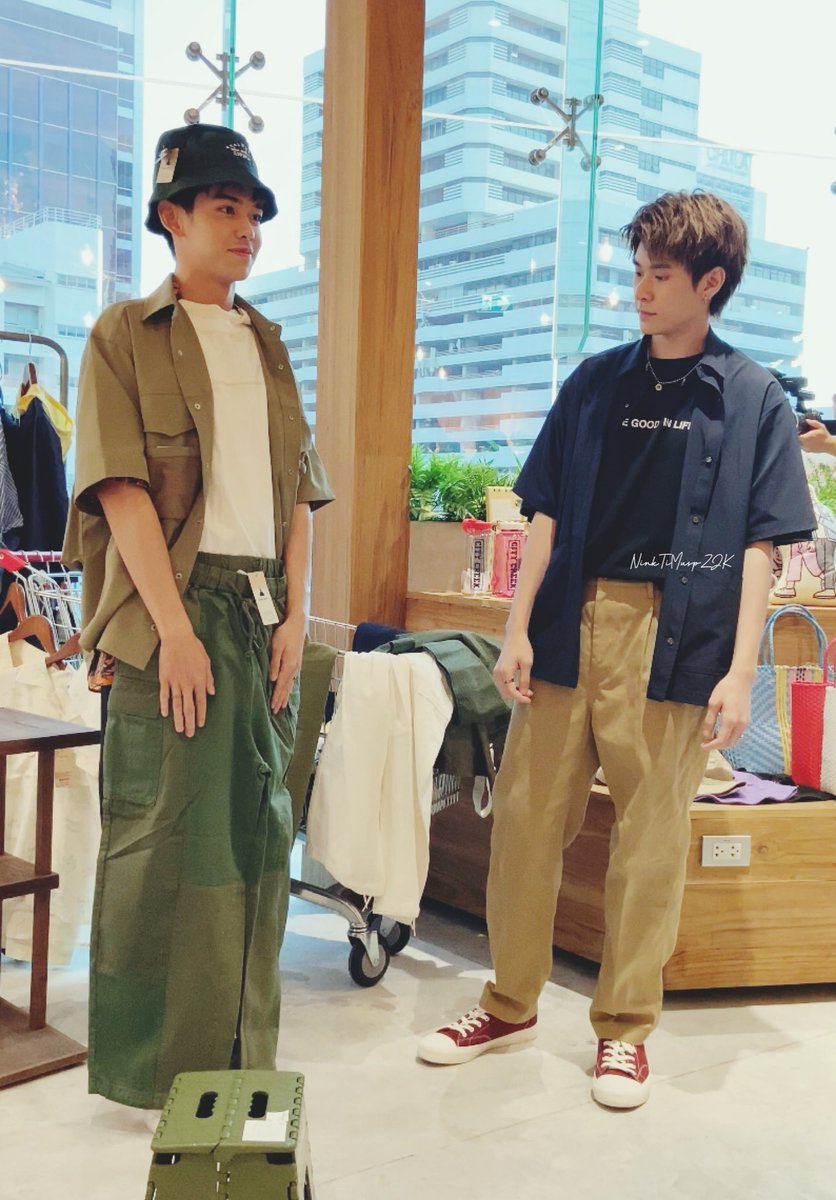 NinkTiMuspZJK's tweet photo. "..น้องแจ๊คกะหุ่นคู่ใจ 😂😂😂..."
#jackiejackrin
#xxsivk
#thirdlapat
#nikoandtrinity
#nikothailand
#TRINITY_TNT
#Trinit https://t.co/b5apMARILy