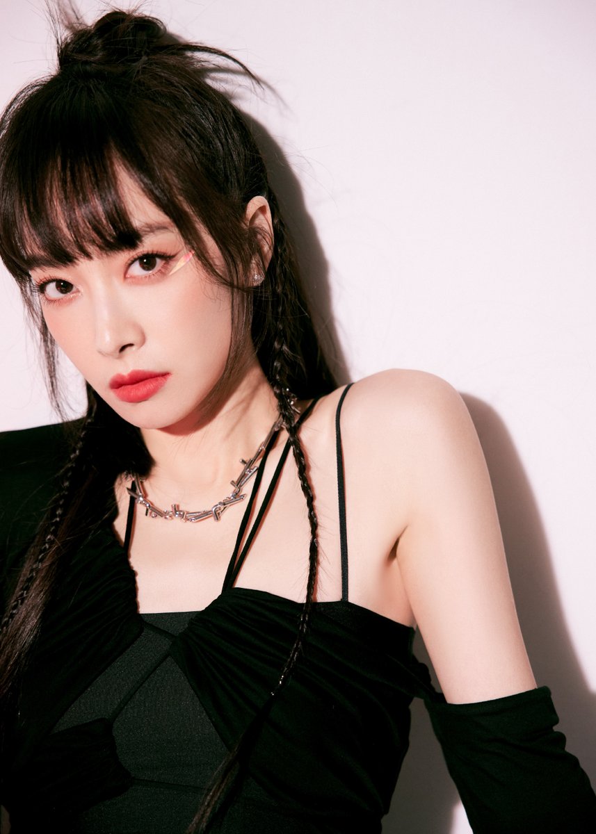 WeTVOfficial's tweet photo. Shining on the stage✨ #Victoria

#宋茜 #SongQian #WeTV #WeTVAlwaysMore https://t.co/NA0wCkTvKW