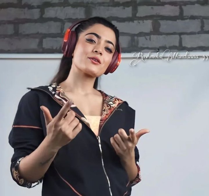 ಶ್ರೀPriya Joshi 🌸🤍 tweet media
