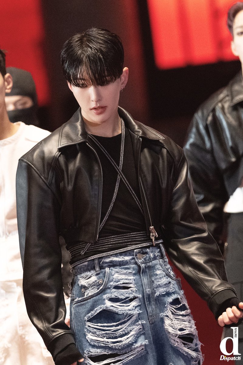 SVTUpdatesPL's tweet photo. [PHOTO] 230425
손오공 (Super) MV Dispatch Exclusive #HOSHI 

🖇️: https://t.co/q3jjaSSIVA

#SEVENTEEN #세븐틴 #호시 @pledis_17 https://t.co/W60dEA9NzA