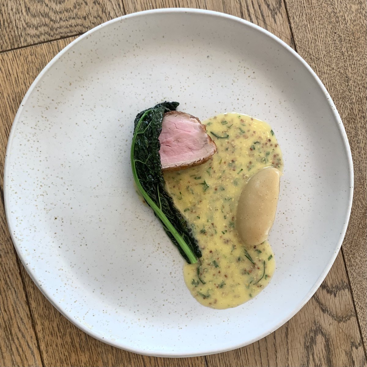 We reopen on Thursday and we will be starting off with a menu of our signature dishes from our first year! 

Due to a delayed flight we now have a table of two available on Thursday if you’d like to be the first to see our new home? Book here

bones-entertainment.com/collections/co…