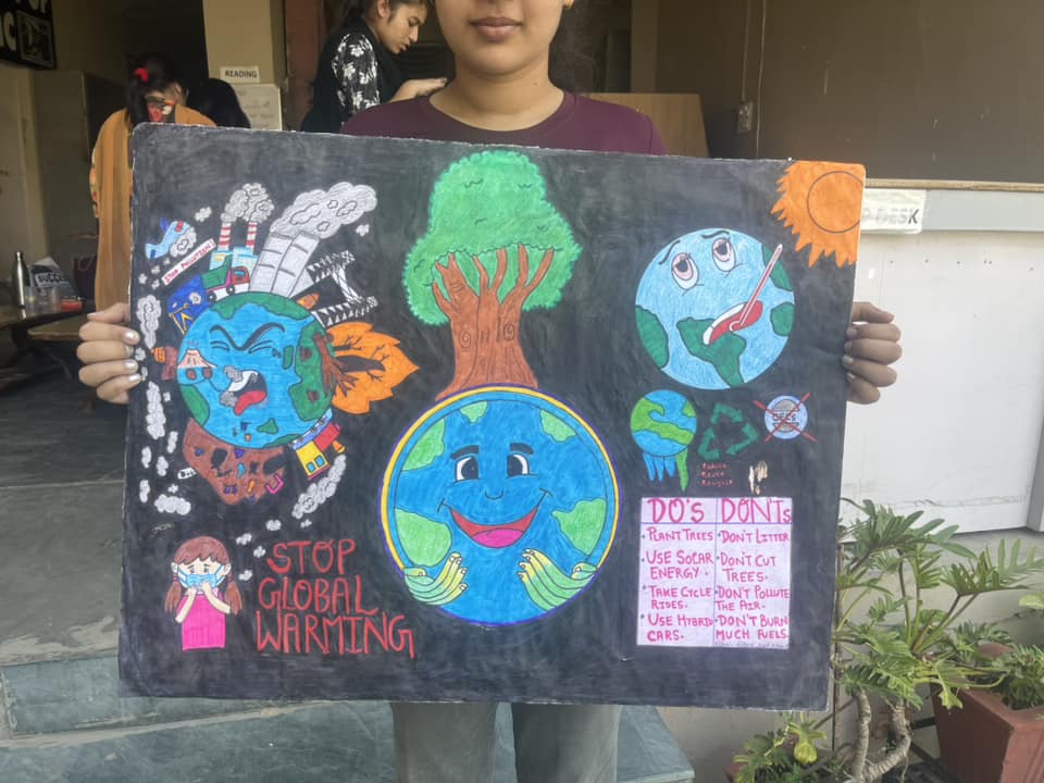 NSSRDChandigarh's tweet photo. #NSS #YuvaBharat #AmritMahotsav
Poster making, Chart making and Slogan writing competitions were organised by the NSS Unit of RRMK Arya Mahila Mahavidyalaya  Pathankot, Punjab to observe Earth Day.
@ianuragthakur @NisithPramanik @YASMinistry @NITKM2021 @pankajsinghips @_NSSIndia https://t.co/7LU5EjbC6L