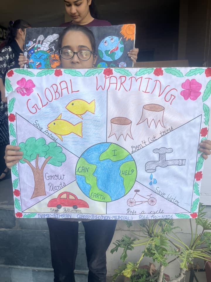 NSSRDChandigarh's tweet photo. #NSS #YuvaBharat #AmritMahotsav
Poster making, Chart making and Slogan writing competitions were organised by the NSS Unit of RRMK Arya Mahila Mahavidyalaya  Pathankot, Punjab to observe Earth Day.
@ianuragthakur @NisithPramanik @YASMinistry @NITKM2021 @pankajsinghips @_NSSIndia https://t.co/7LU5EjbC6L
