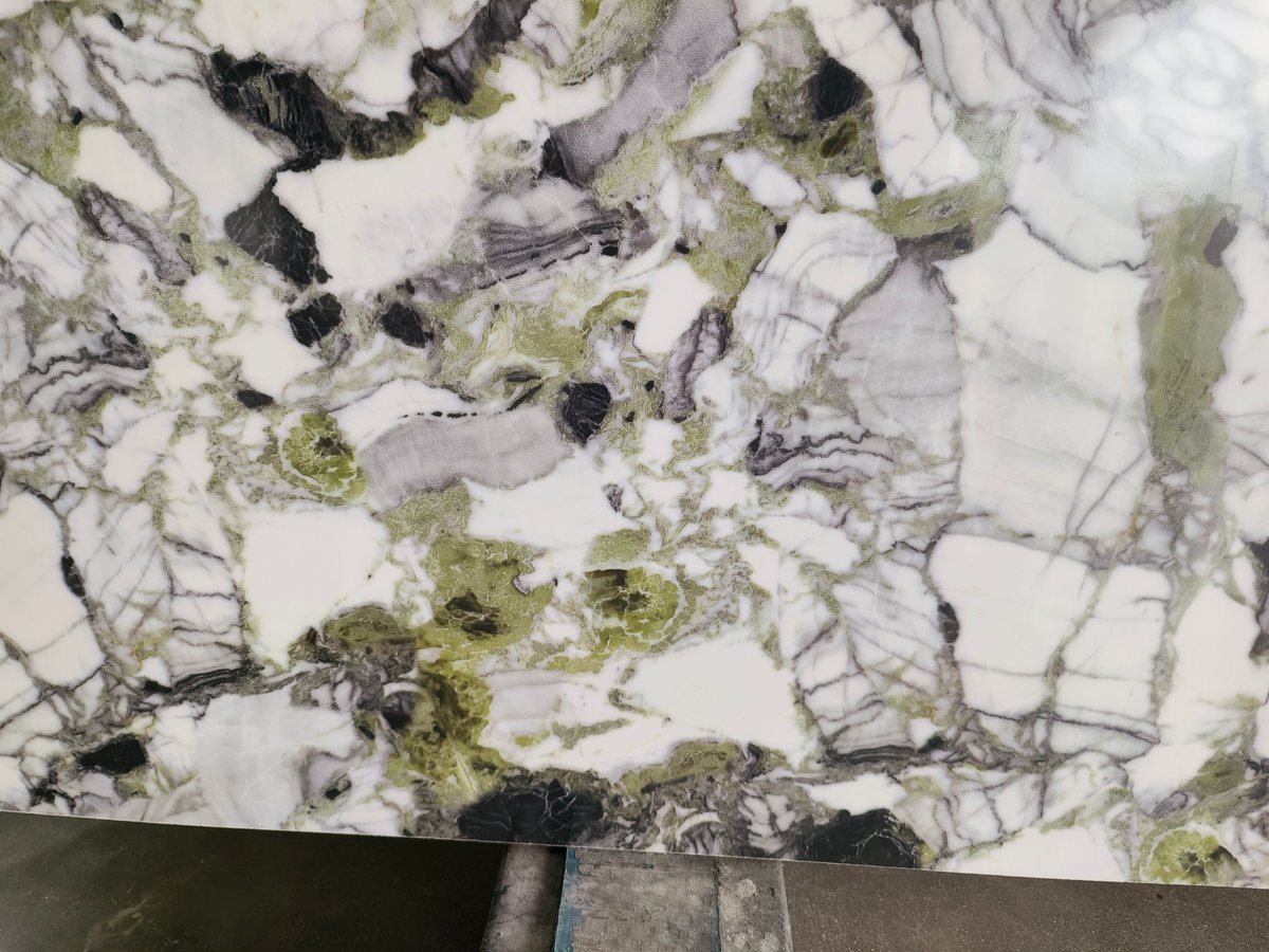 Caleb_Huang2000's tweet photo. Beautiful Cold Emerald Nano Glass!
WhatsApp/Wechat:8618359569727
If you are interested,pls DM me or leave your Whatsapp for more details
#whitecountertops #kitchendesign #kitchencountertops #interiordesign #homeimprovement #homebuilder #luxuryhome #nanoglass #Marble #Stone https://t.co/VqW3PKzR2f