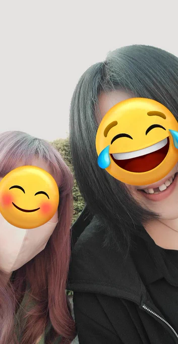 ライブの日、爪が割れたと思ったらPAULのパンに歯を持ってかれて差し歯が折れた。次は髪の毛でも禿げるのか?と思いつつ歯無し顔の私を見てゲラゲラ笑いながら友人がデンデラだ!デンデラだ!と言いながら記念写真をいっぱい撮った。脱稿した夜白ワインお供にデンデラ観ました。面白かったです。 