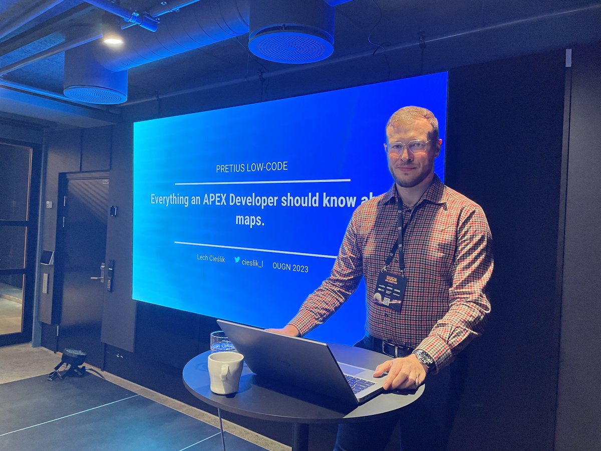 michallipinski's tweet photo. At #OUGN2023 with @cieslik_l, who speaks about maps in Oracle APEX. Technical and entertaining! #orclapex #lowcode https://t.co/lYjnkpMeVK