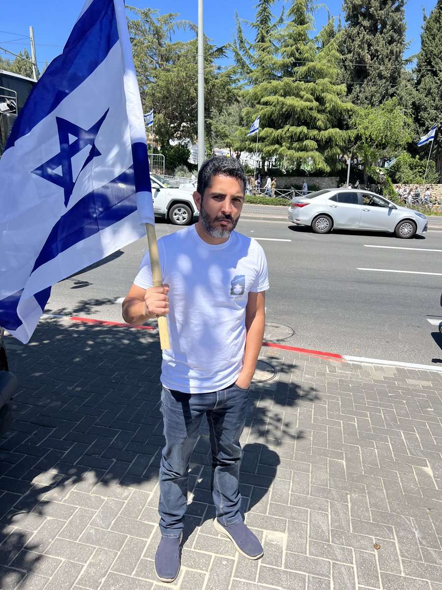 TzionG's tweet photo. עבורי הטקס הסתיים!
@netanyahu איבדת את הלגיטימציה לשאת דברים מעל לשורות הקברים של אהובינו https://t.co/ec1f1kHYGW