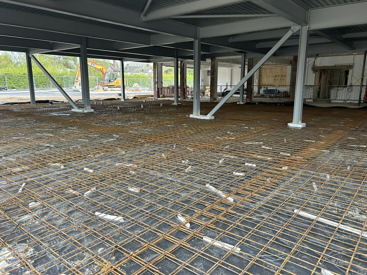 BAKCivilEng's tweet photo. Impressive slab prep by the team ready for the 1st pour today at #Wilmslow https://t.co/7OLMZ2jkKe