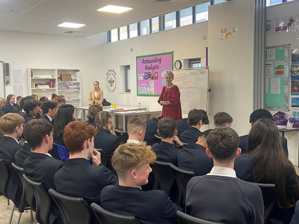 bthcc_college's tweet photo. Thank you to our incredibly talented former pupil & published poet Esther Koch. Y9 & 10 loved their inspiring spoken word workshops last week. Keep swiping for a sneak peek at some of the beautiful pupil voices we have in our school. #youngidentity #findyourvoice #youarethefuture https://t.co/iaU0XUbqQ7