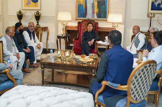 DunyaNews's tweet photo. پی ٹی آئی کا آزاد کشمیر قانون ساز اسمبلی میں اپوزیشن کی نشستوں پر بیٹھنے کا فیصلہ #Imrankhan #PTI #AzadKashmirAssembly https://t.co/7zqmwA98g6 https://t.co/sIicW9g4qQ