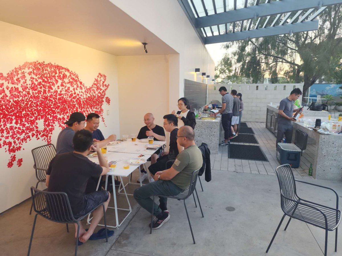 aotoled's tweet photo. We had a great party after the NAB show. What a team!
BBQ at the swimming pool is a great idea! https://t.co/YjdXRJvU4R