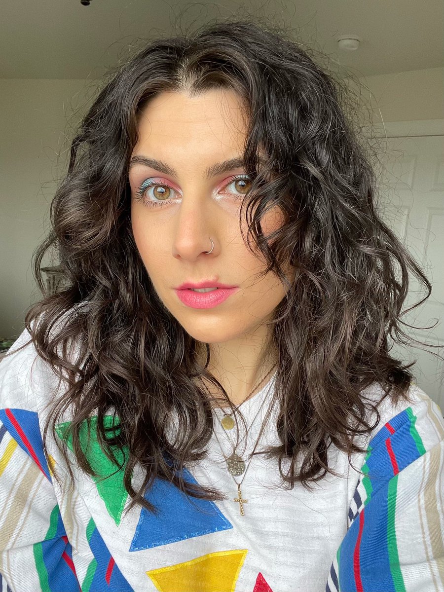 mpmemequeen's tweet photo. you and a celebrity who share the same sun &amp; moon sign 💛 (&amp; rising. big three twins 👯‍♀️) https://t.co/JIGRSTVz4s