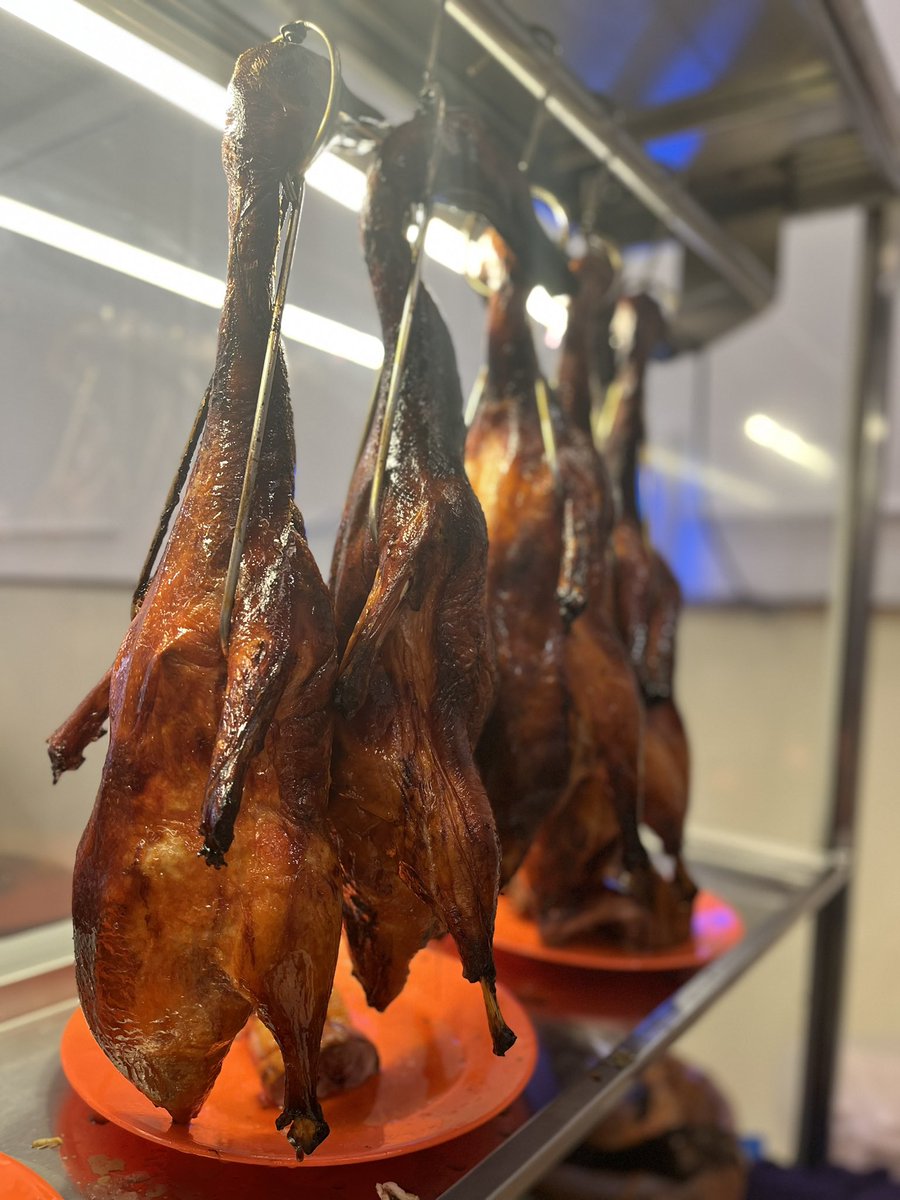 halalduckco's tweet photo. Hi duck lovers, Selamat Hari Raya. Kami dah kembali beroperasi seperti biasa. Musim raya kot ada nak ubah selera untuk jamuan raya dengan hidangan roasted duck halal boleh order dengan kami ya.

https://t.co/qB0zQSLaG3

Cc: @Twt_Cyberjaya https://t.co/k8C22J0ROH