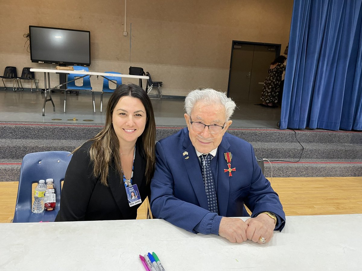 MCMS_Panthers's tweet photo. Thank you Ben Lesser for speaking with the Medea Creek families and the Oak Park community tonight. Ben was a 15 year old Jewish boy when he went to Auschwitz’s and survived the Holocaust. https://t.co/PqtEo5Q4yC