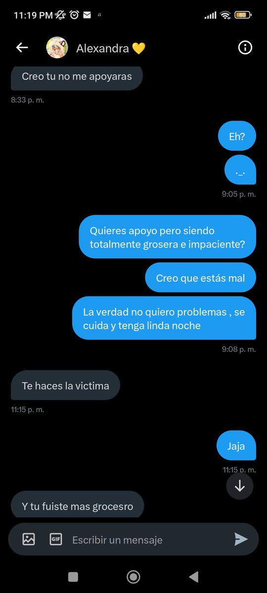 ThunderDemon907's tweet photo. No les recomiendo seguir a esta persona , dice que me hago la víctima cuando no quiero problemas y todo porque no le respondí en el momento 🤣🤣

Enserio eres ridícula @AlexandraVel6 https://t.co/Bu6mj69UAv