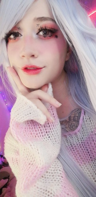 Im back, did you miss me? 😊😊 https://t.co/fm6yPkFQN1