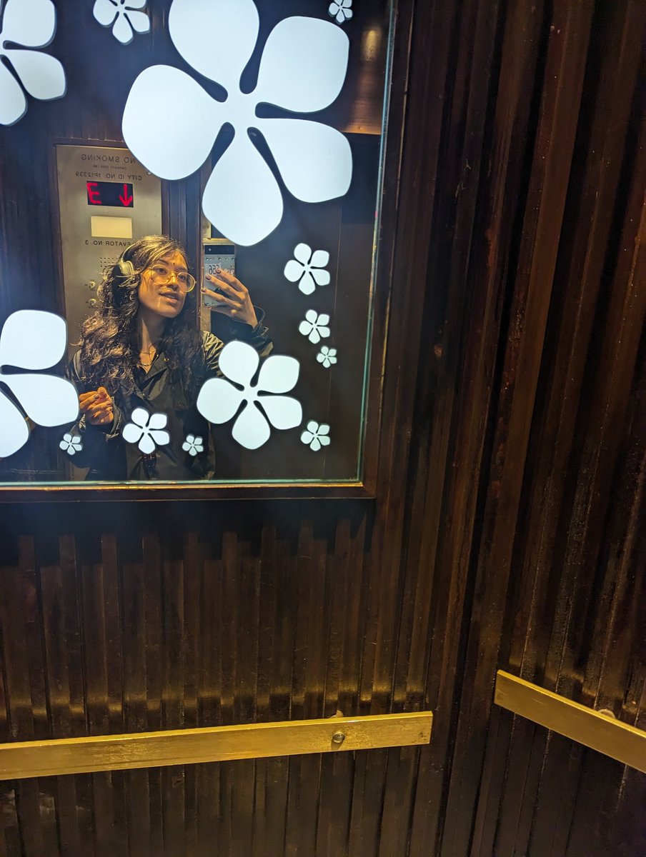 Hellfirebaebae's tweet image. Wash your hands before touching me.
Rude.